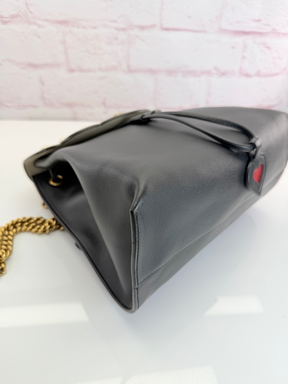 Gucci Queen Margaret Pearl Heart Flap Chain Backpack Black - Picture 9 of 15